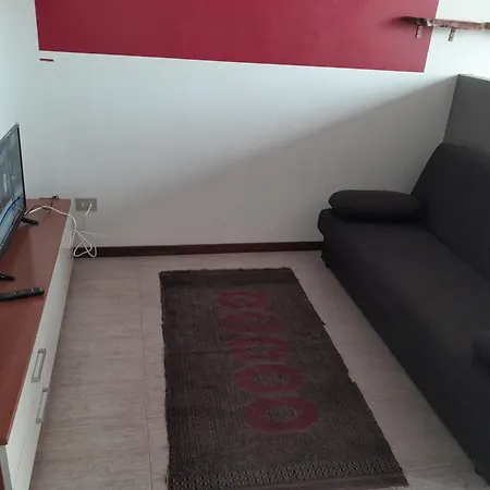 Apartment Well *